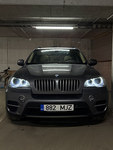 BMW X5 40d (1 foto / 7)