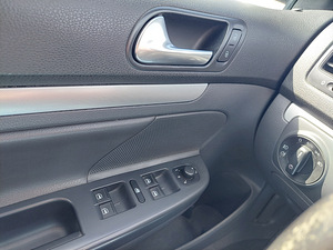 Volkswagen Golf 5 2.0 103kW (3 foto / 14)