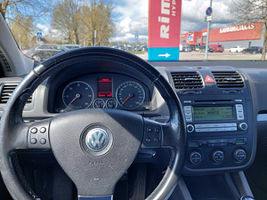 Volkswagen Golf 5 2.0 103kW (13 foto / 14)