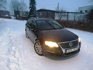 VOLKSWAGEN PASSAT (4 foto / 9)