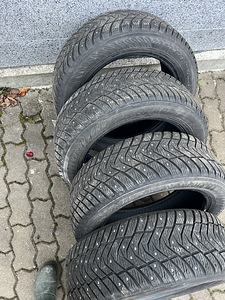 Taverns Yokohama 225/55 r17 (1 фото из 6)