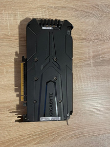 Gigabyte 1050Ti 4GB (2 foto / 3)