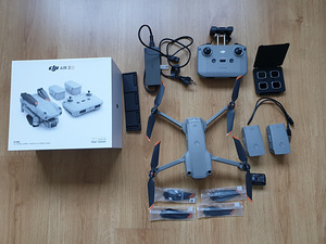 DJI AIR 2S Fly more combo