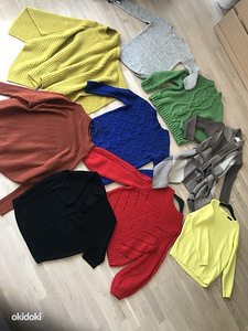 Свитера M / L oversize (1 фото из 3)