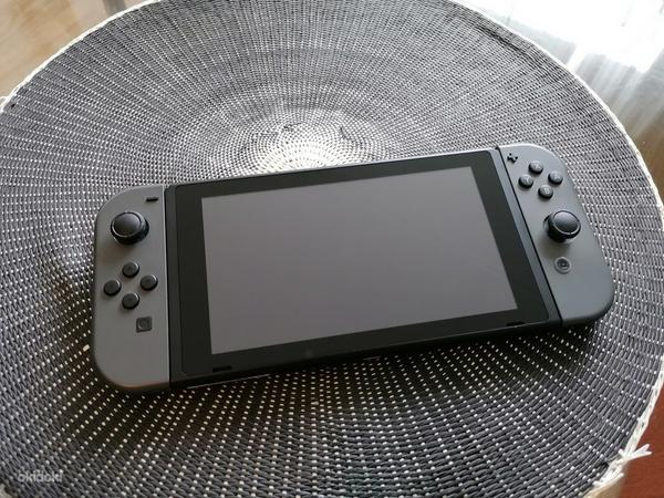 Nintendo Switch (foto #3)
