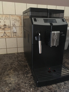 Täisautomaatne espressomasin Philips SAECO Lirika (2 foto / 6)