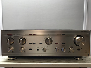 Integreeritud stereovõimendi Luxman L-525. (1 foto / 9)