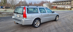 Volvo V70 2005 (2 foto / 13)
