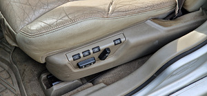 Volvo V70 2005 (9 foto / 13)