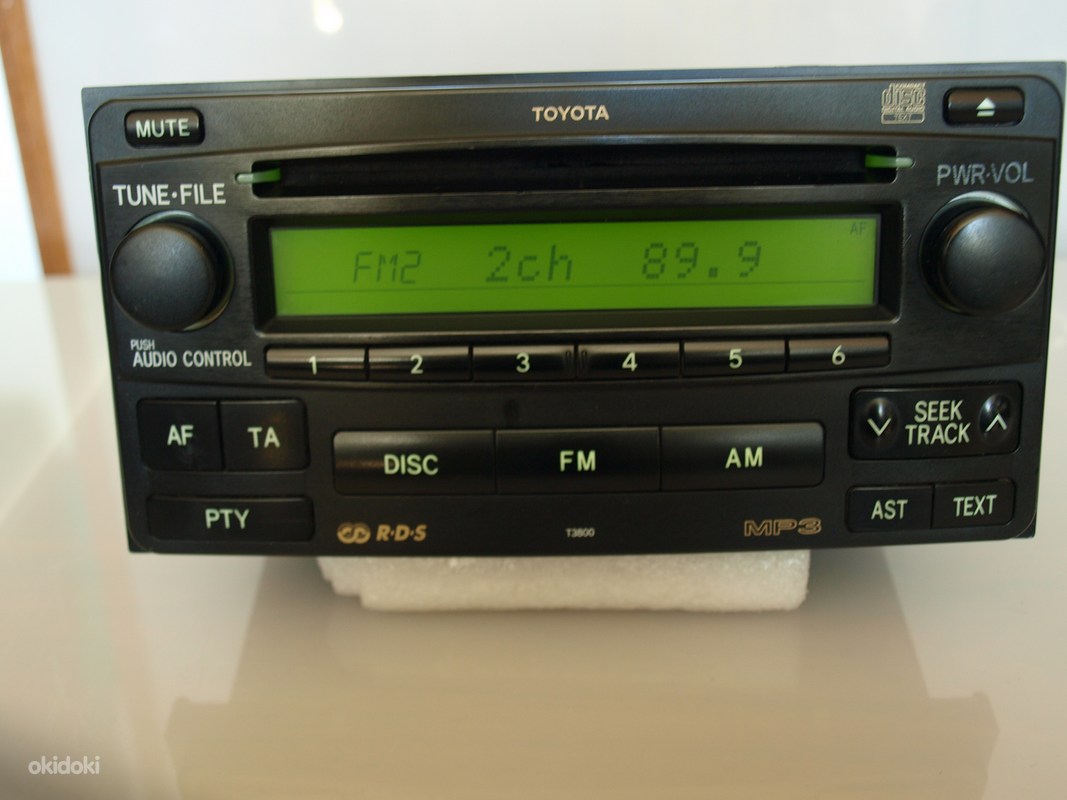 Toyota Hilux hiace T3800 радио cd MP3 PZ476-002 (фото #2)
