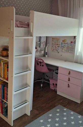 Продаётся лофтовая двухъярусная кровать IKEA с письменным столом, 9x200