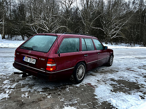 Mercedes benz s124 (4 foto / 8)