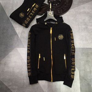 Новый костюм Philipp Plein (2 фото из 2)