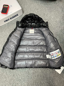 Uued joped Moncler (2 foto / 5)