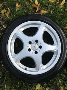 Mercedes-Benz оригинальные литые диски R18 5x112 (5 фото из 7)