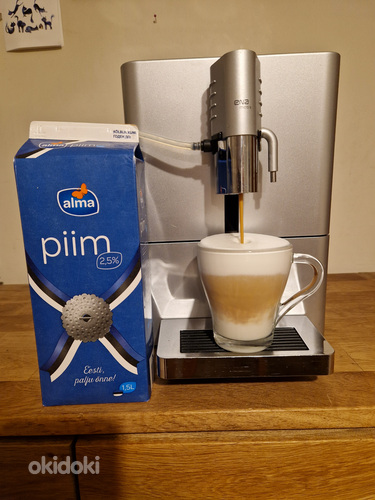 Полностью автоматическая кофемашина Jura ENA mikro 9 (фото #2)