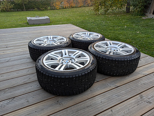 17" 5x120 Style 194 BMW диски + шипованные шины Pirelli 225/45R17 (3 фото из 6)