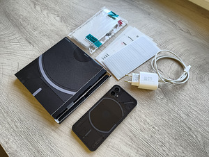 Nothing phone (1) 8/128GB (7 foto / 8)