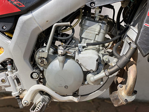 Aprilia SX 50 2016 (7 foto / 8)