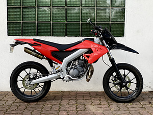 Aprilia SX50 2T AM-kat (2 foto / 10)