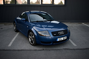 Audi TT 1.8T 132kw QUATTRO (3 foto / 14)
