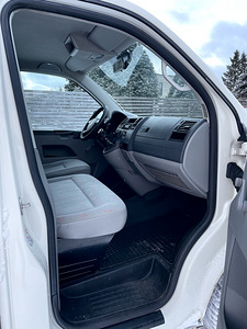 Volkswagen Transporter T5 (10 foto / 14)