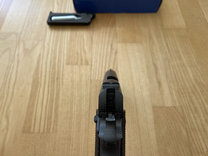 KWC/Cybergun Colt M1911 Airsoft 6mm püstol CO2 Blowback (5 foto / 5)