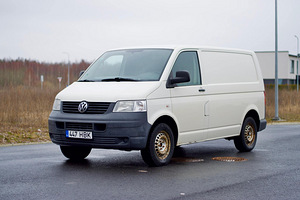 Kaubiku RENT Volkswagen Transporter T5 1.9TDI (3 foto / 3)