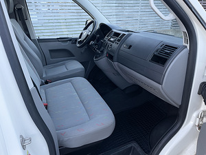 Volkswagen Transporter T5 1.9TDI 62kW (13 foto / 13)