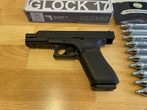 UUS UMAREX Glock 17 gen 5 Airsoft 6mm püstol CO2 Blowback (7 foto / 10)