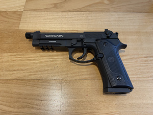 UUS UMAREX BERETTA M9A3 õhupüstol 4,5mm CO2 Blowback-iga (2 foto / 10)
