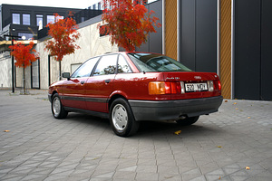 Audi 80 B3 1.9D 50kW 1990 (3 foto / 15)