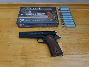 НОВЫЙ UMAREX Colt 1911 Classic пневматический пистолет 4,5 м (2 фото из 9)