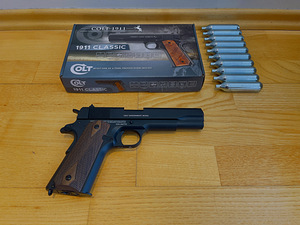 НОВЫЙ UMAREX Colt 1911 Classic пневматический пистолет 4,5 м (1 фото из 9)