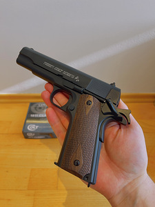 НОВЫЙ UMAREX Colt 1911 Classic пневматический пистолет 4,5 м (7 фото из 9)