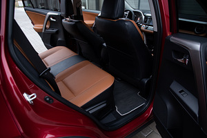 Toyota RAV4 Premium 2018a 2.5 114kw nelikvedu (10 foto / 15)