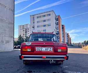Lada 2105 44KW (3 foto / 9)