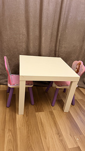 Laste laud + toolid (2 foto / 5)