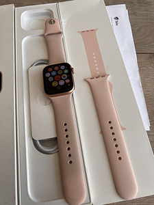 Apple Watch SE 44mm GPS+LTE Gold (3 foto / 3)
