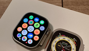 Apple Watch Ultra 49mm GPS+Cellular (2 foto / 2)