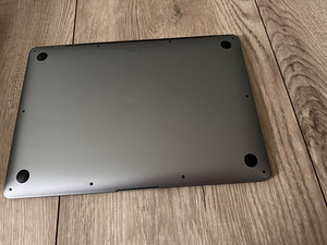 MacBook Air M1 13” 256 GB / 8 GB 2020 (3 foto / 3)