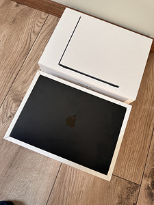 Apple MacBook Air 15-дюймовый M2 2023 8 ГБ/256 ГБ SSD