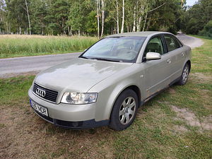Audi A4 2.0 96kW (6 foto / 7)