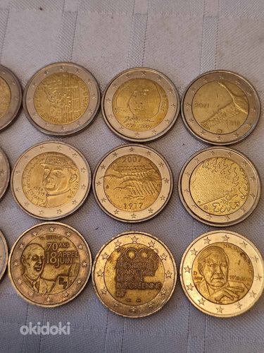 15 монет по 2 евро (фото #3)