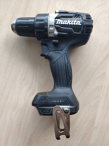 Akutrell Makita DDF484 Black Edition, ilma akuta (1 foto / 4)