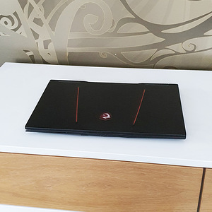 MSI GE75 Рейдер 9SG (2 фото из 3)