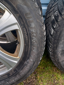 KIA Sorento , Santa Fe valuveljed plus rehv Kompl. 4tk (4 foto / 5)