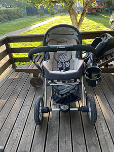Maxi Cosi turvatool + isofix + turvatooli rattad (4 foto / 4)