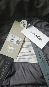 Canada Coose parka (6 foto / 6)