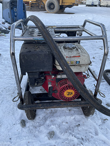 JCB BEAVER + HÜDRAULILINE PIIKVASAR (3 foto / 5)